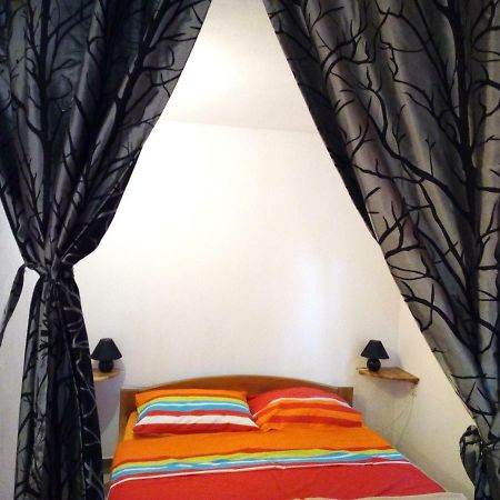 Studio Apartman Hrast Seline Zewnętrze zdjęcie