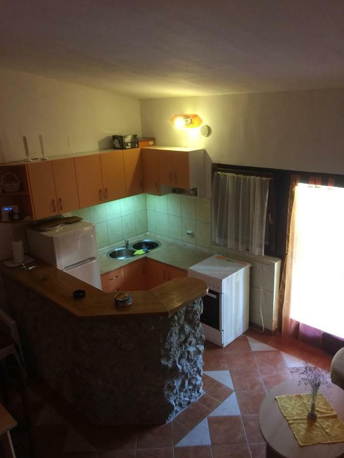 Studio Apartman Hrast Seline Zewnętrze zdjęcie